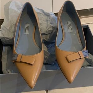Prada shoes reposting